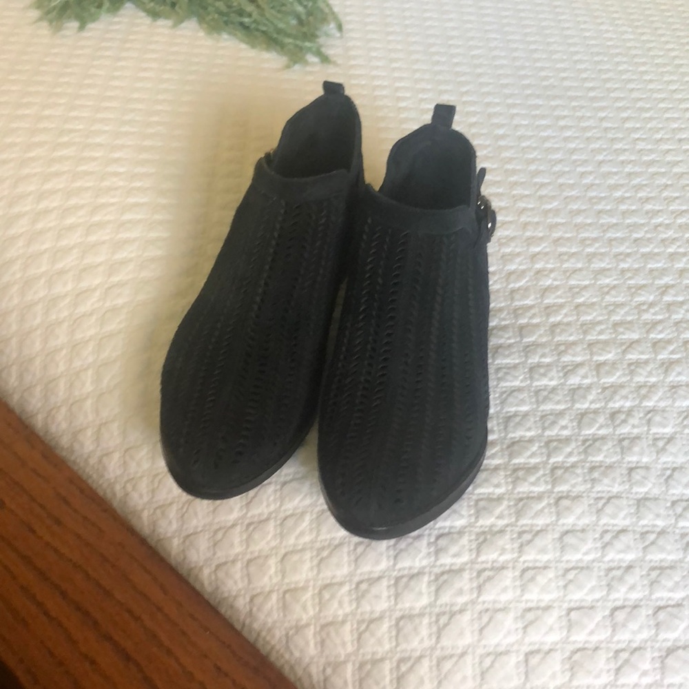 Vince Camuto booties